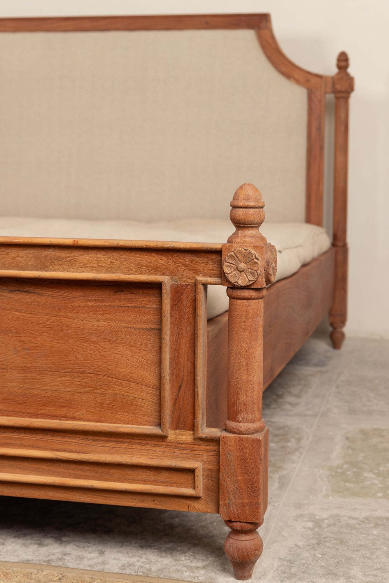 Premium Solid Sheesham Wood Bed with Upholstered Headboard – Modern Classic Design